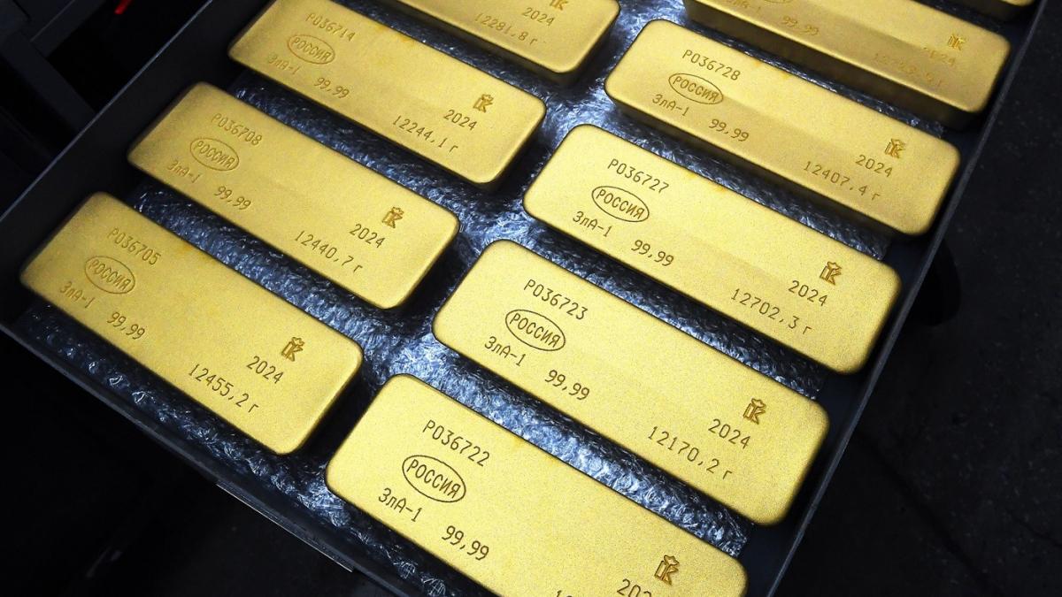 turbulentele politice duc la explozia cotatiei aurului economistii prevad o crestere de 151 pana la sfarsitul deceniului