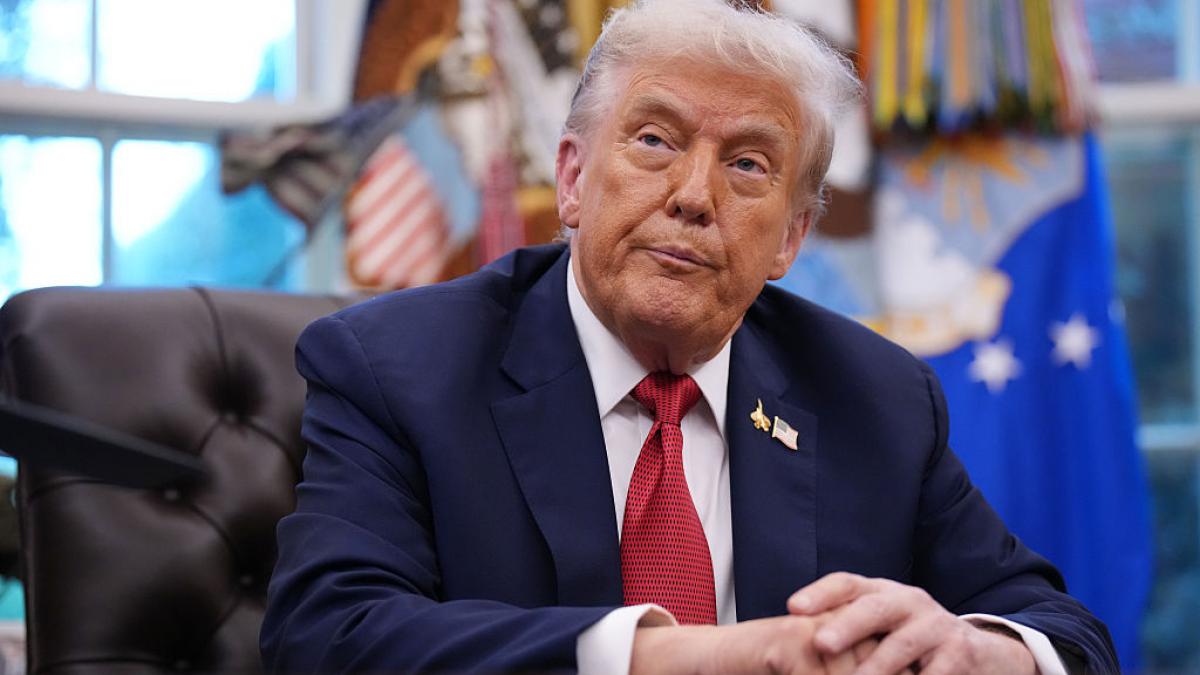 donald trump asteapta joi sa ii sune telefonul pentru cel mai dorit anunt ar fi o insulta pentru sua sa nu l primesc