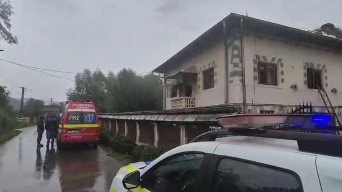 tragedie cumplita in dambovita o femeie si a dat foc in casa impreuna cu fiul sau de cinci ani apropiatii spun ca avea datorii mari