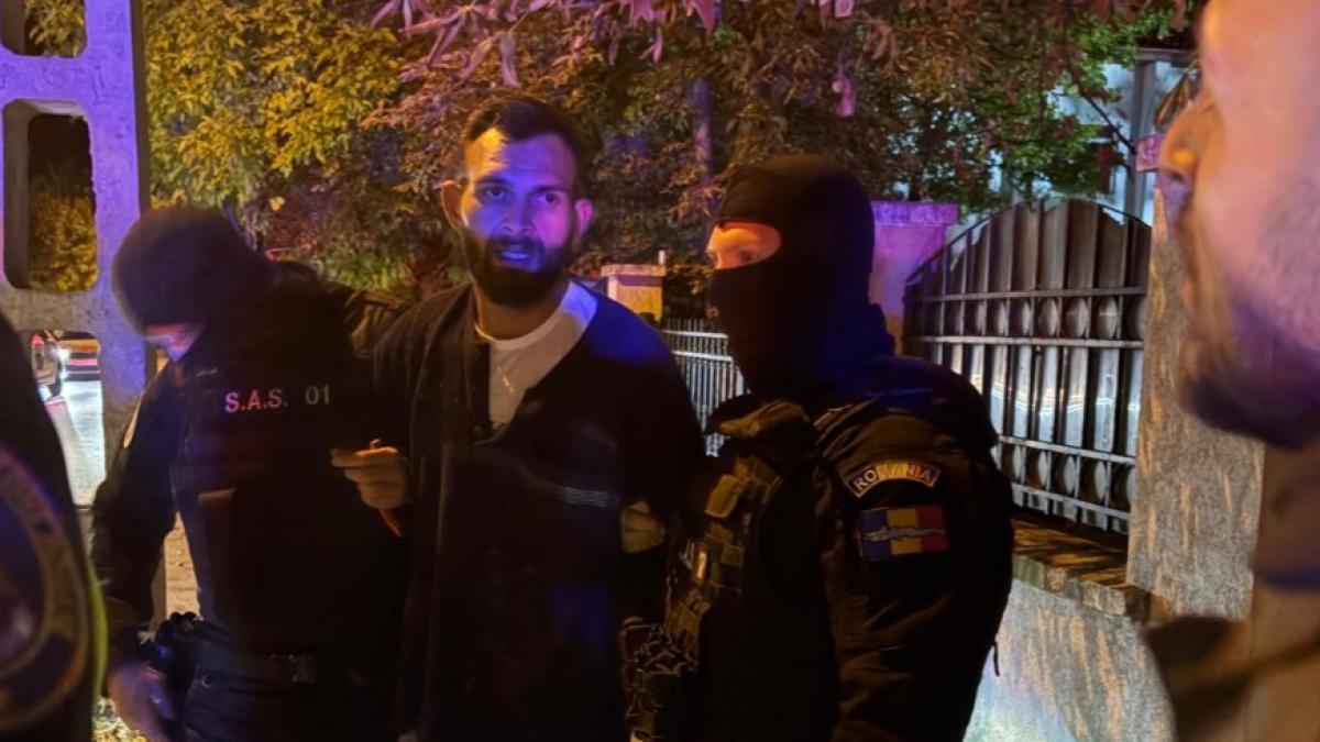 alerta in craiova un detinut periculos a evadat din curtea ipj dolj politistii fac apel la oameni sa sune la 112 daca il vad