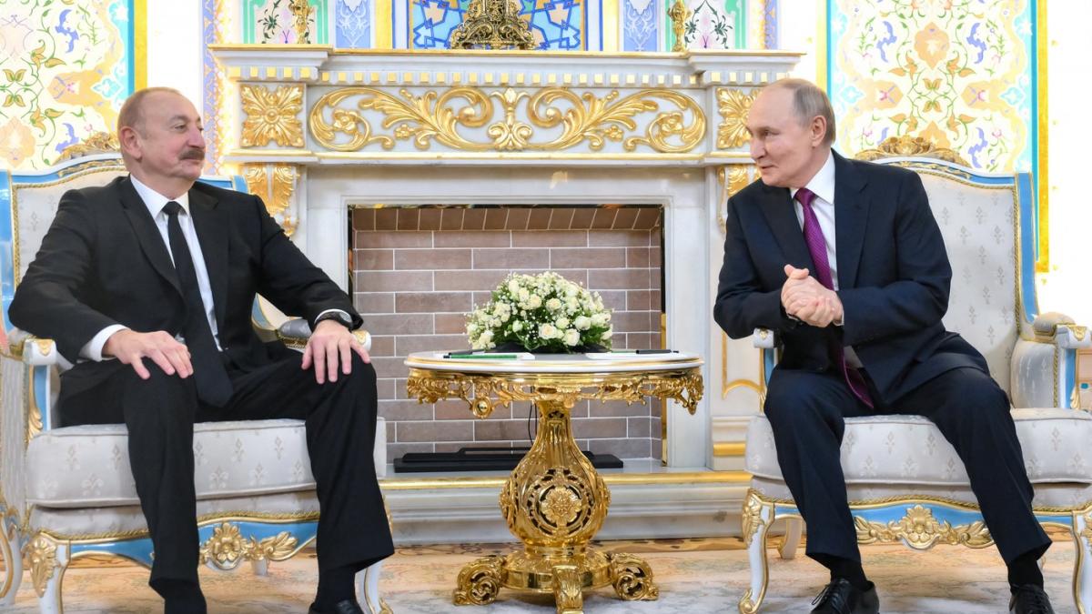 putin i a spus in fata lui aliev ca rusia a ucis anul trecut cei 38 de azeri cand a tras in avionul civil care zbura spre cecenia