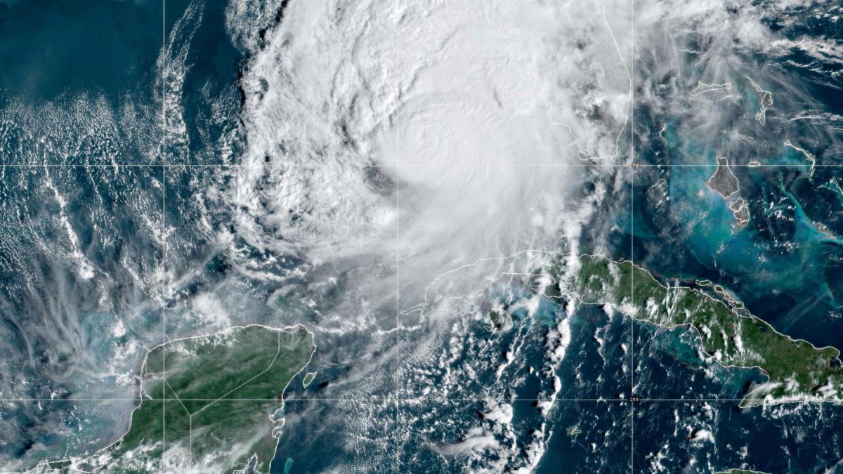 la nina s a intors oficial anul acesta fenomenul ar putea agrava sezonului uraganelor din atlantic la ce sa ne asteptam la iarna