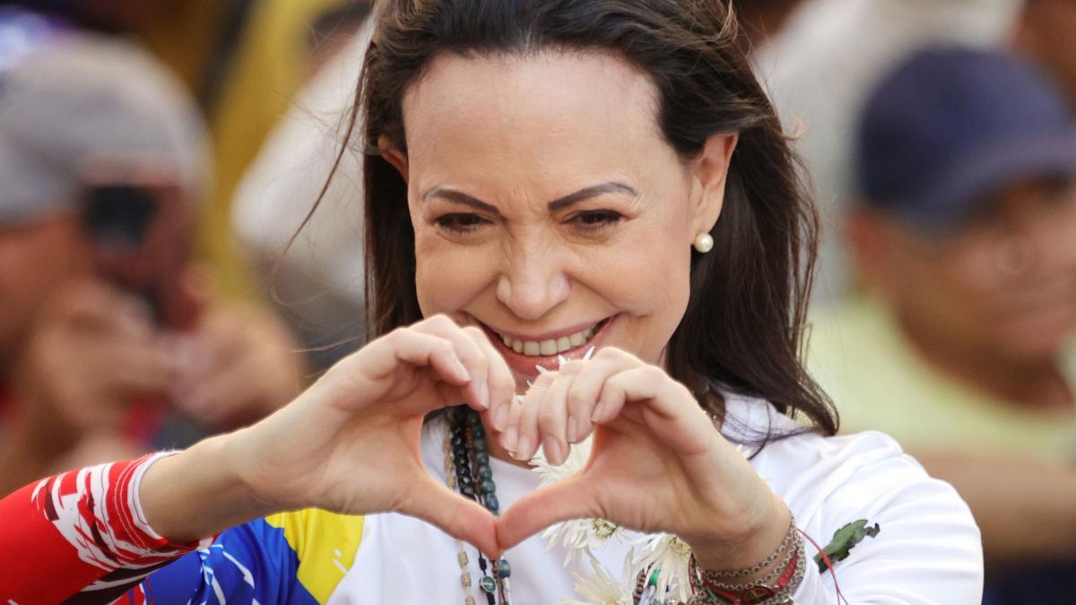 mesajul mariei corina machado pentru trump dupa ce castigat premiul nobel pentru pace ii dedic acest premiu pentru sprijinul decisiv