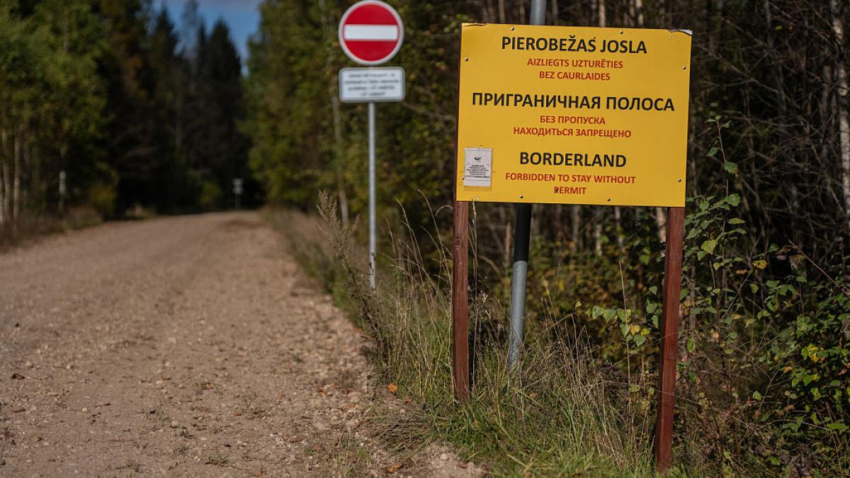 alerta la granita estoniei cu rusia granicerii au blocat trecerea din cauza unor activitati suspecte pe teritoriul rus