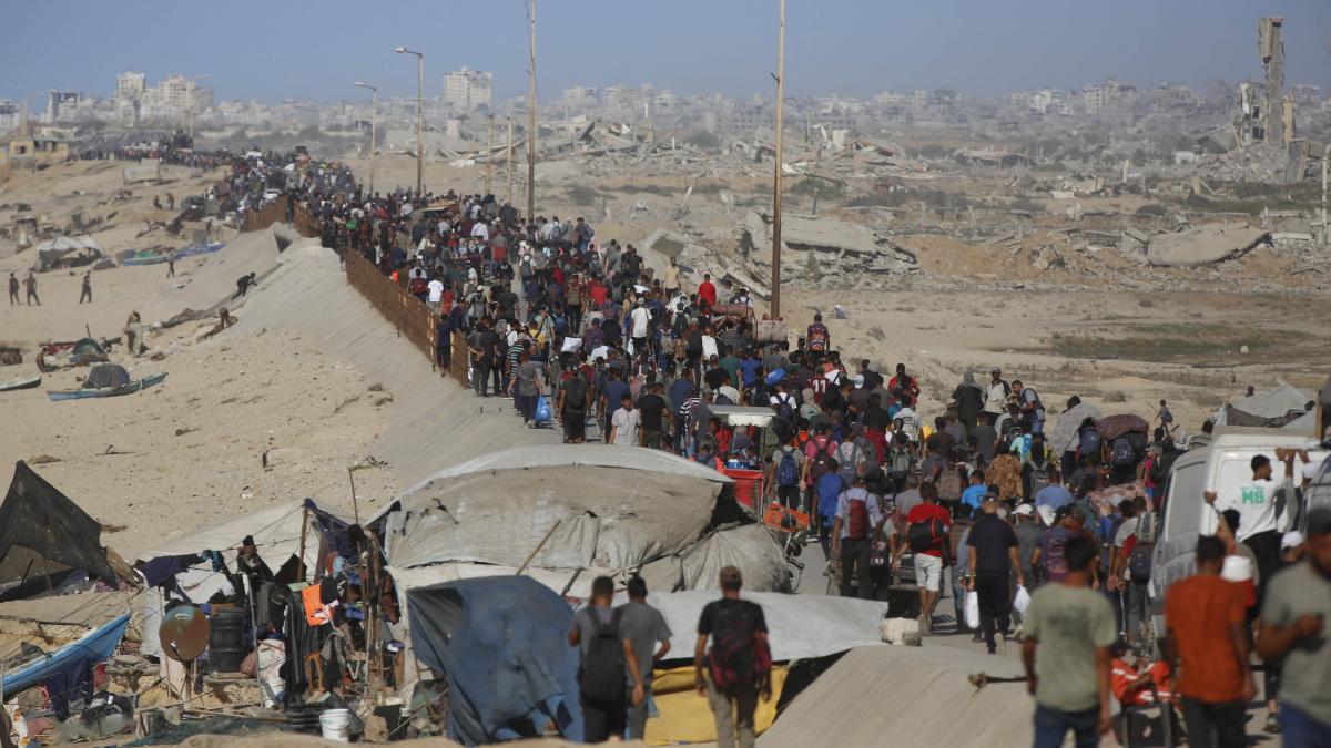 imaginile durerii si neputintei palestinienii se intorc in gaza dupa doi ani dar casele lor nu mai exista nu stim unde sa mergem