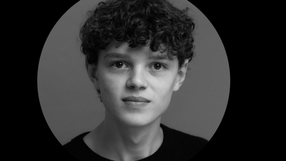 povestea adolescentului care la doar 16 ani a strans un milion de dolari pentru proiectul sau ai