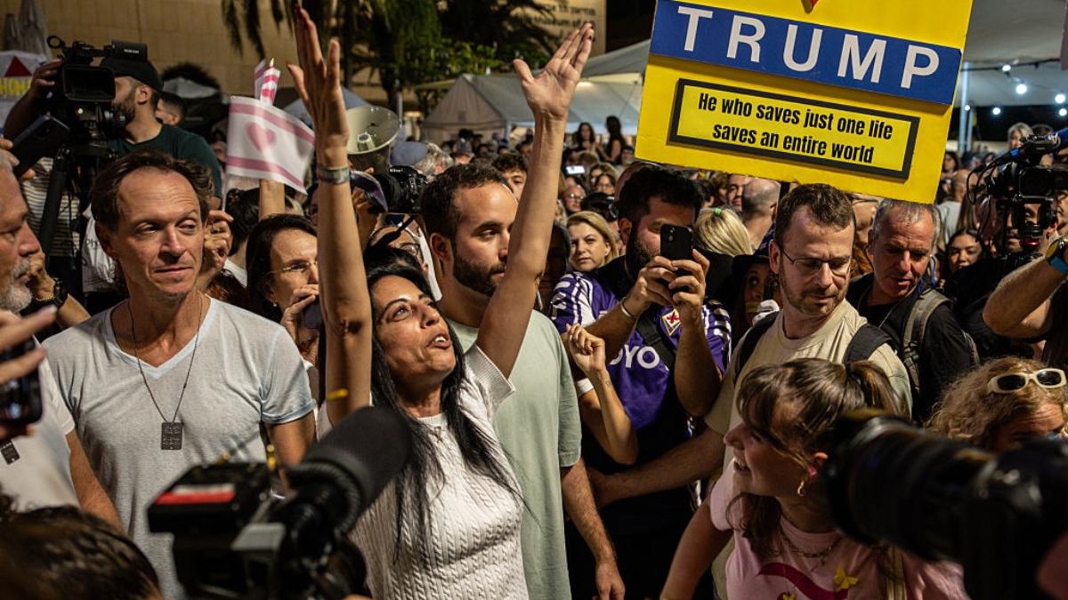 trump a fost aplaudat iar netanyahu huiduit la mitingul din piata ostaticilor din tel aviv