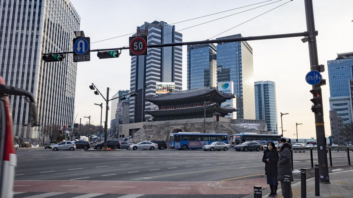 coreea de sud isi construieste primul buncar nuclear pentru populatie de teama rachetelor lui kim jong un