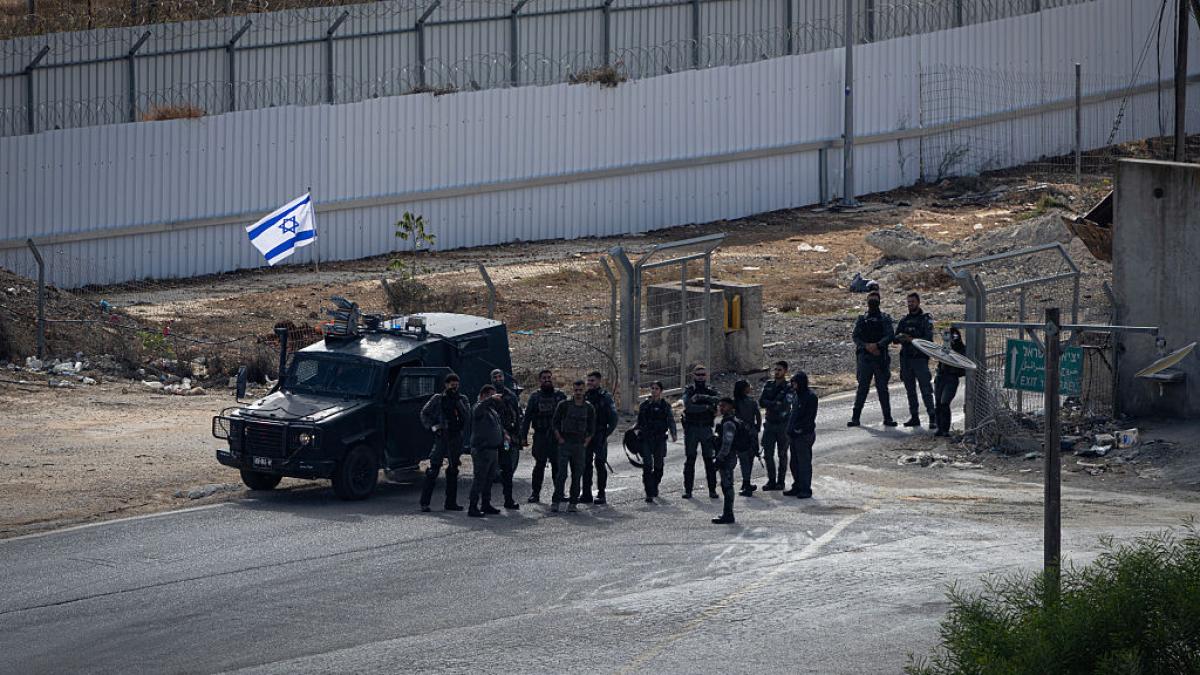 israelul a eliberat aproape 2 000 de detinuti palestinieni in schimbul ultimilor 20 de ostatici israelieni