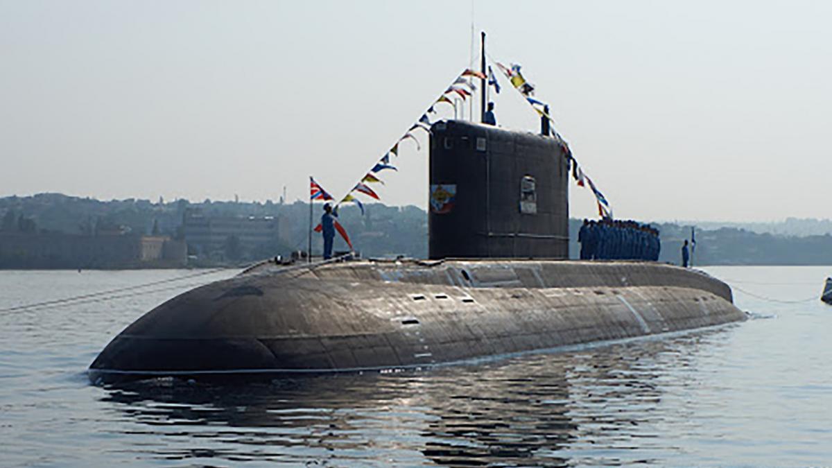 seful nato ironizeaza submarinul nuclear rusesc stricat in mediterana vaneaza cel mai apropiat mecanic