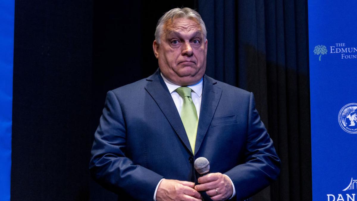 suntem amandoi unguri cum incercau oamenii lui viktor orban sa recruteze spioni la bruxelles