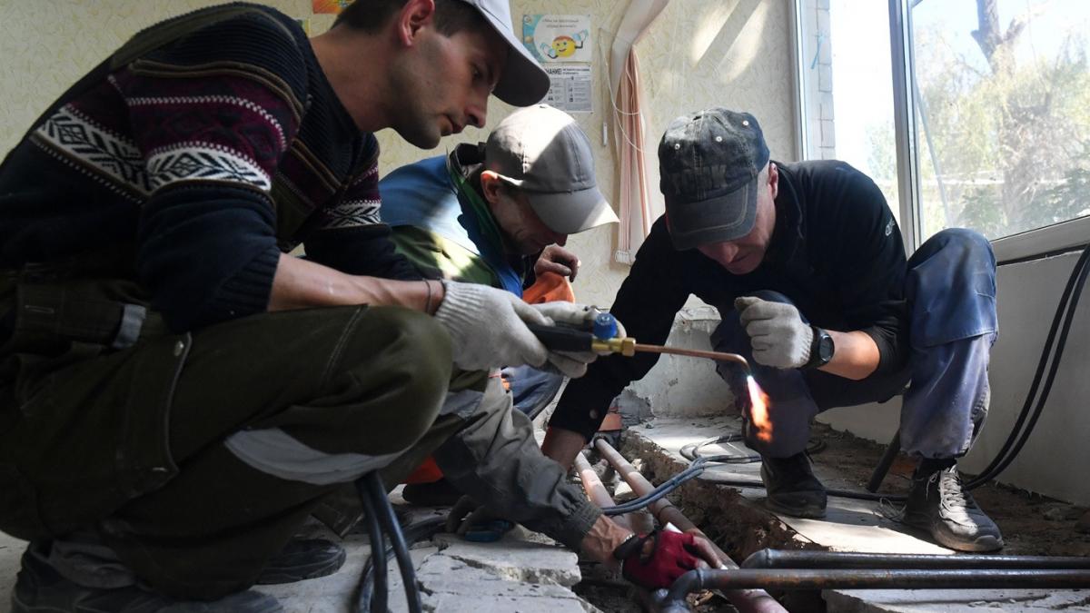 criza de sudori croitori sau agronomi in romania angajatorii merg pana in asia pentru a gasi muncitori