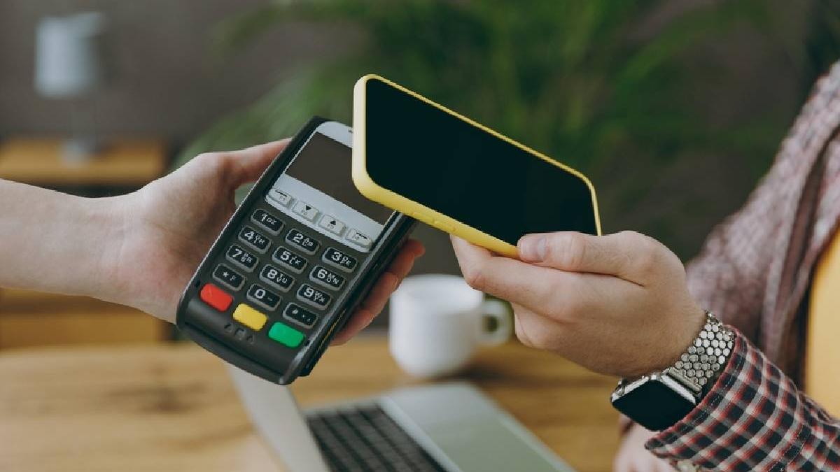 cum sa folosesti iphone ul pentru plati rapide cu apple pay