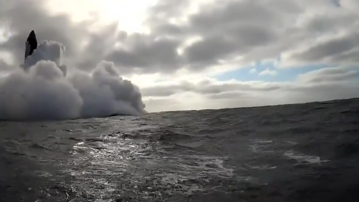 racheta starship a lui elon musk a reusit sa zboare o ora si a cazut in oceanul indian