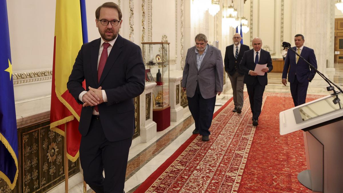 Surse: Acord de principiu în Coaliție pe concedierile din primării și ministere. Câți bugetari vor fi dați afară