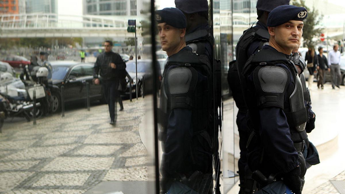 atac sangeros in apropiere de lisabona un turist american a fost ucis iar altul s a ales cu rani grave suspectii sunt in libertate