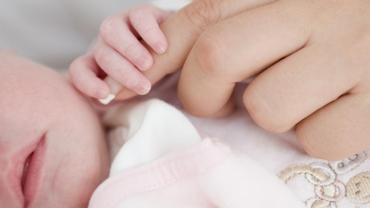 baby boom ul importat al japoniei recordul de nasteri s a dovedit a fi al strainilor bomba demografica ticaie