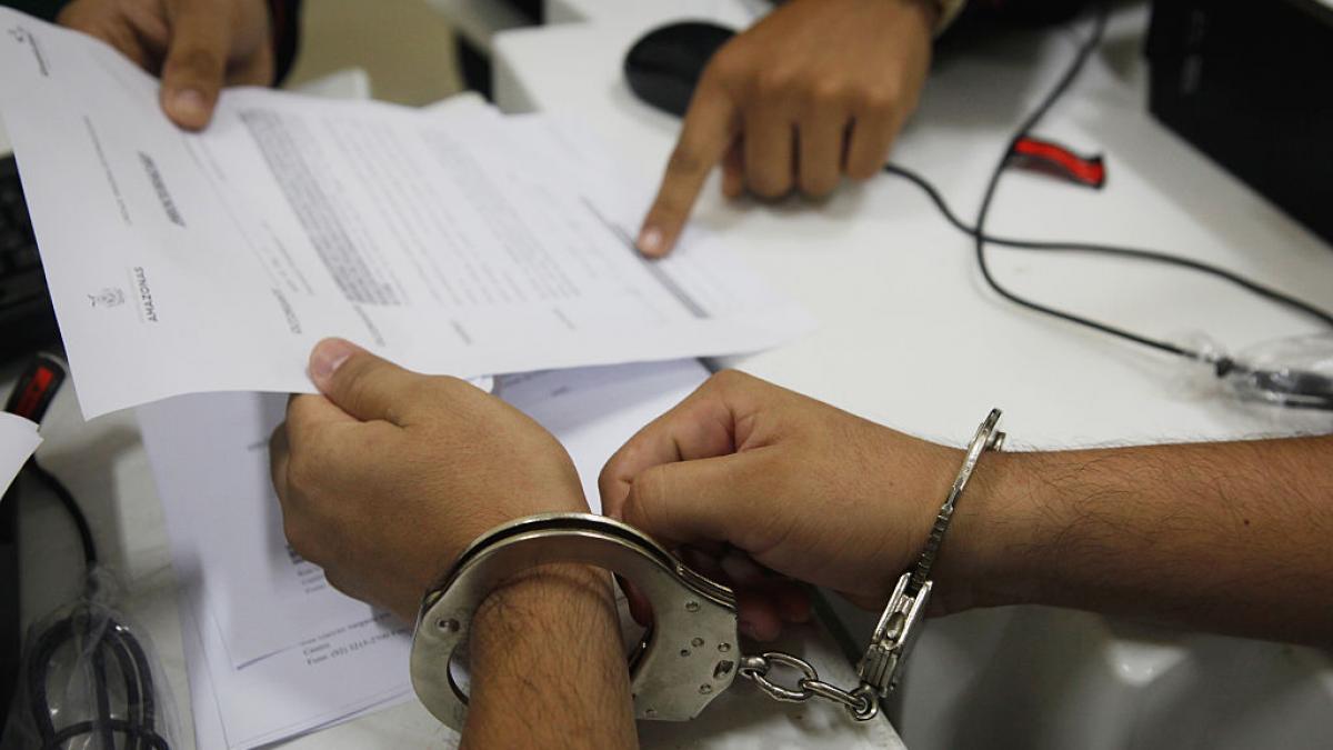 bresa de securitate la penitenciarul din targu jiu un detinut a intrat in sistemul informatic si si a redus pedeapsa