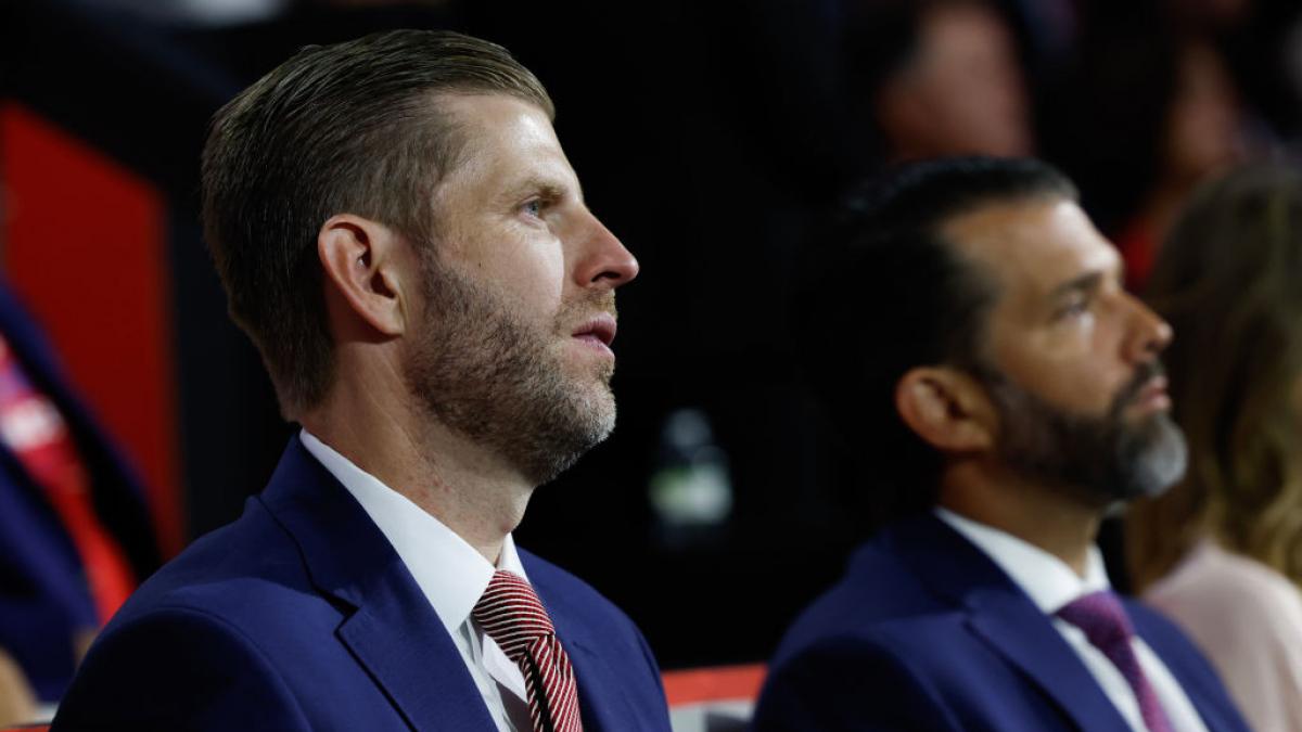 cine e bancherul de pe wall street care le a bagat fiilor lui trump jumatate de miliard de dolari in buzunare