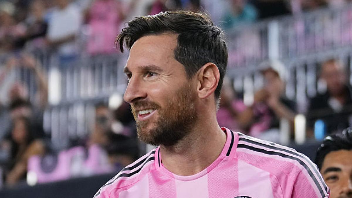 messi va organiza cupa messi un turneu cu opt dintre cele mai bune echipe de juniori din lume
