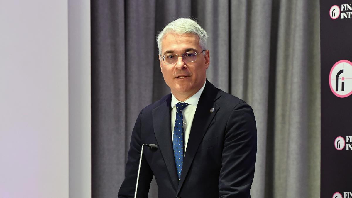 pislaru spune ca romania nu are cum sa intre in recesiune e santier in derulare si avem 15 17 miliarde de euro care vin din pnrr