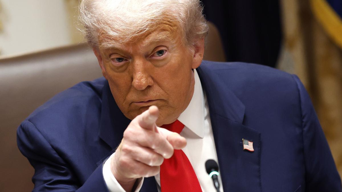 trump ameninta spania cu taxe vamale pentru ca refuza sa creasca cheltuielile de aparare ar trebui dati afara din nato