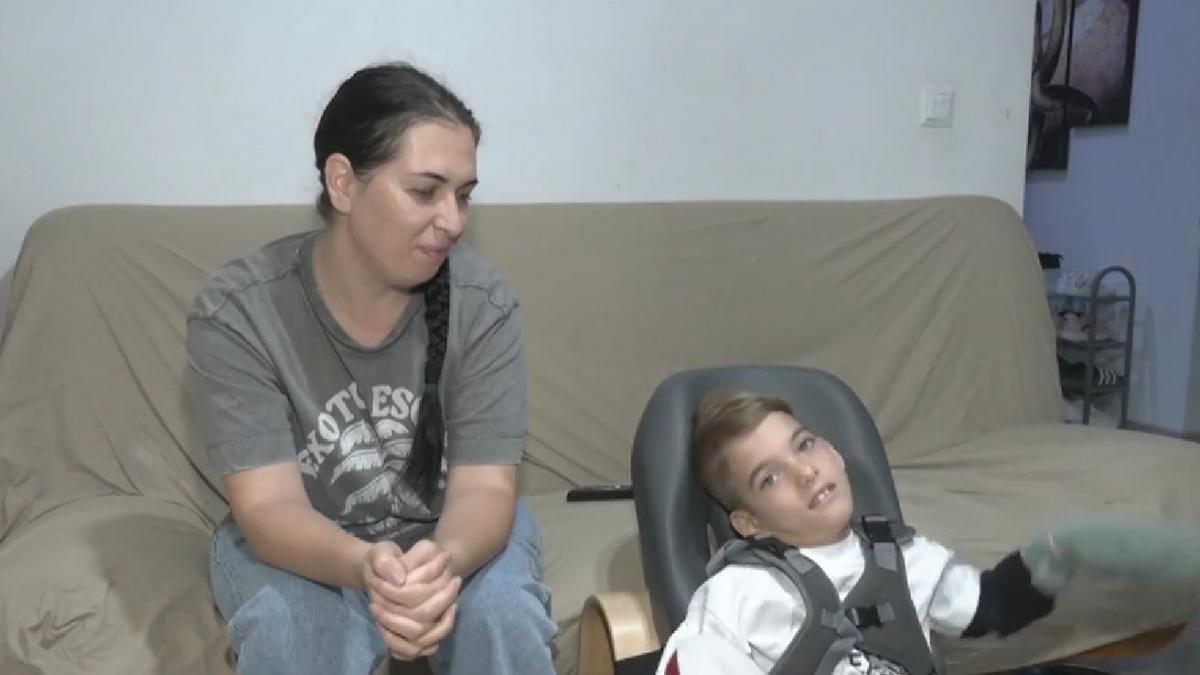 diagnosticat cu o boala rara toni are nevoie de bani pentru transplantul care ii schimba viata mai sunt necesari 9 000 e pana luni