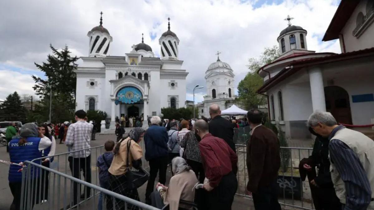 pelerinajul la moastele sf dimitrie cel nou are loc in perioada 19 29 octombrie 2025 programul complet al procesiunii