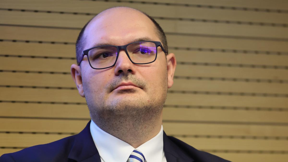 asiguratorii intervin dupa explozia dintr un bloc de pe calea rahovei peste 40 de locuinte protejate prin polite facultative