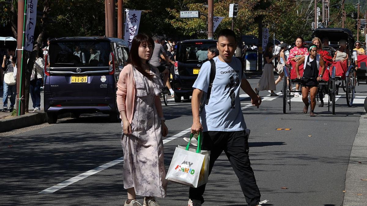 japonia vrea sa majoreze taxele de viza considerate prea mici fata de cele din sua si europa