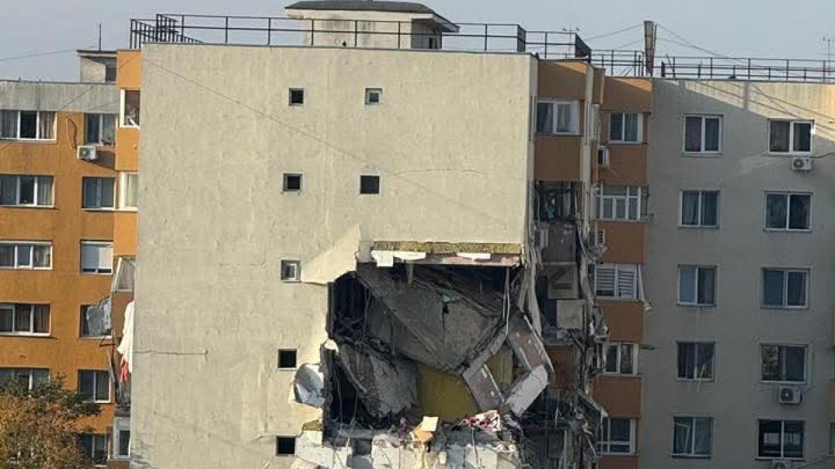 surse politia ancheteaza varianta ca cineva din bloc ar fi dat drumul la gaze anre sigiliul a fost rupt