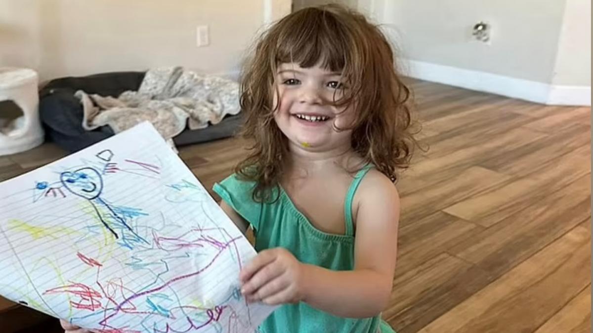 tatal care si a lasat fiica de doar doi ani sa moara la peste 43 de grade in masina se uita la filme porno si bea bere in casa