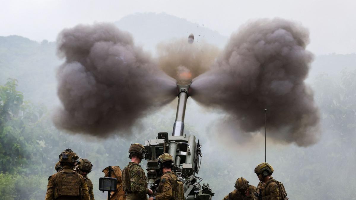 armata sua a bombardat un echipaj de politie in timpul unui exercitiu cu munitie reala organizat pentru vicepresedintele jd vance