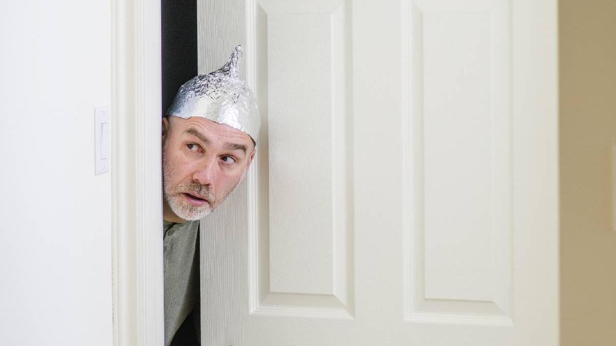 avalansa de postari halucinante despre explozia din rahova care este adevarul despre fiul generalului ionescu si despre c4