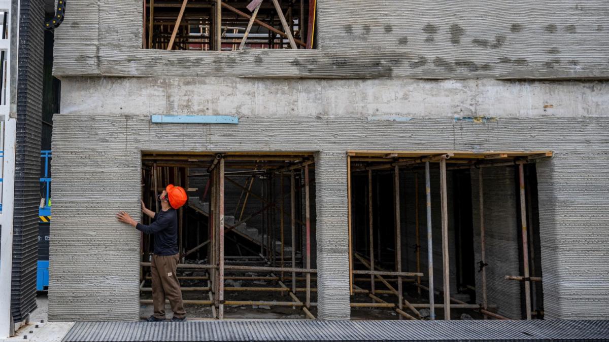 casele de pana la 150 mp din mediul rural si unele anexe ar putea fi construite fara autorizatie noile reguli propuse de cseke attila