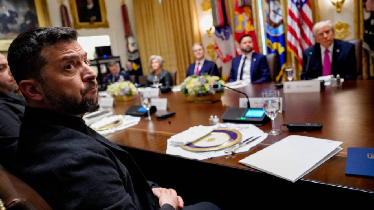 donald trump ii cere public lui zelenski sa cedeze donbas lasati o asa cum a cazut opriti luptele si plecati acasa