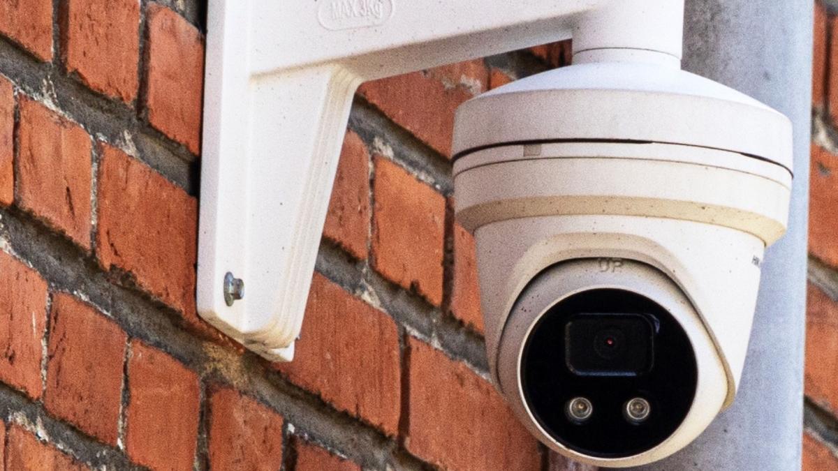 legislatia privind camerele de supraveghere la curte ce obligatii ai daca vrei sa montezi camere