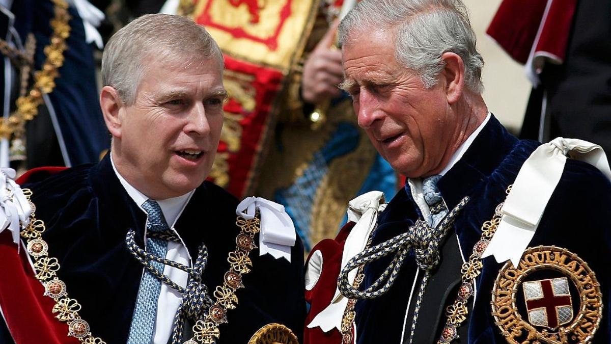 un ministru britanic sustine ca decizia printului andrew de a renunta la titlul regal este calea corecta de urmat