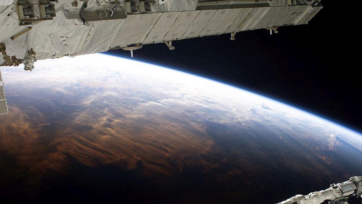 anomalia gravitationala detectata in oceanul atlantic dezvaluie ca in interiorul planetei se petrece ceva neobisnuit nu i elon musk