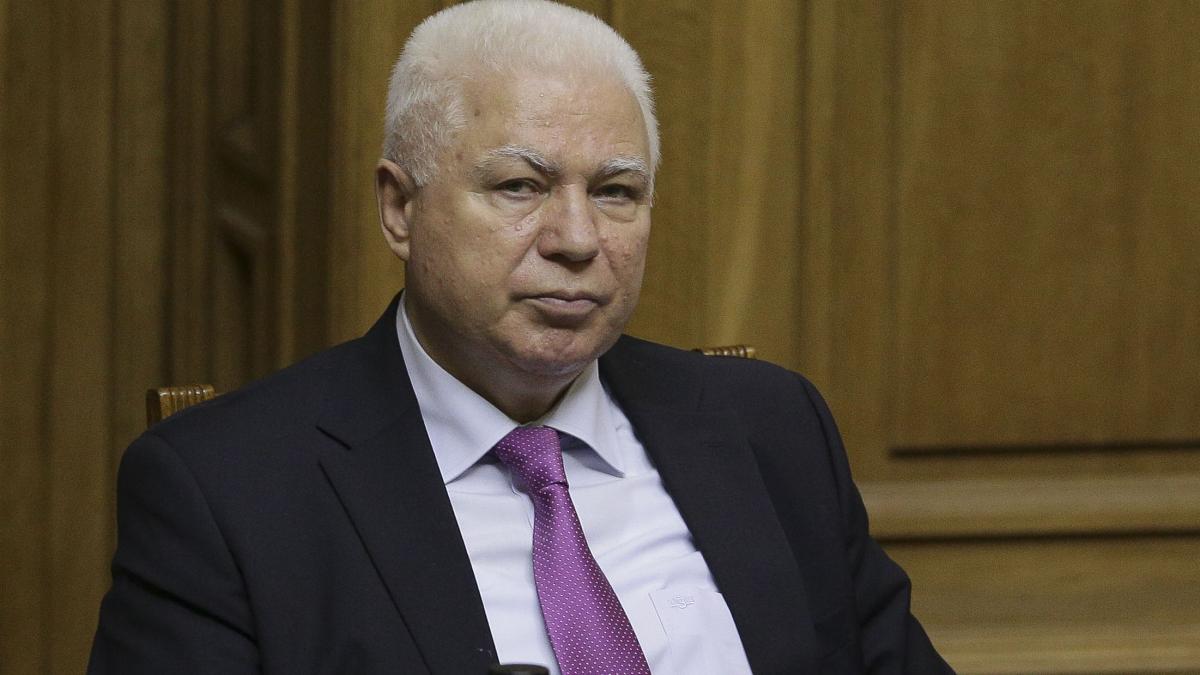 fost judecator ccr pensia mea este putin spre 10 000 de euro nu inteleg de ce atata tam tam avem restrictii hai sa fim corecti