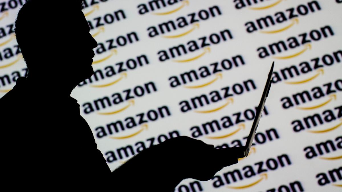 s a aflat de ce au picat serverele amazon eroarea banala care a dat internetul peste cap