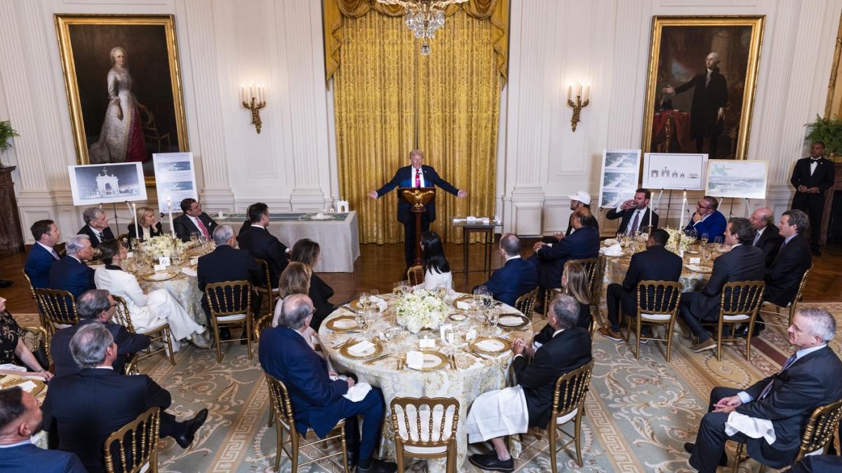 cine plateste pentru sala de bal a lui trump de la casa alba a fost dezvaluit doar numele unui singur donator