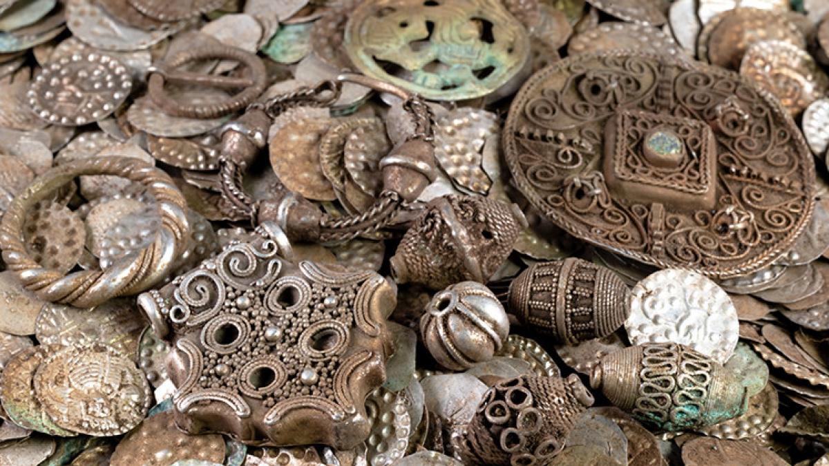 un barbat care sapa dupa rame langa casa a descoperit o comoara extraordinara este unul dintre cele mai mari tezaure