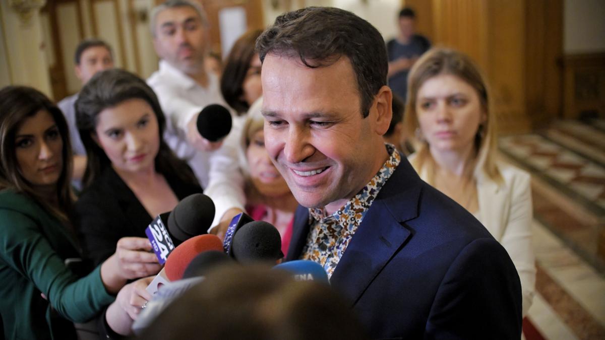 ce a fost mai intai teava sau strada cum raspunde robert negoita la aceasta dilema