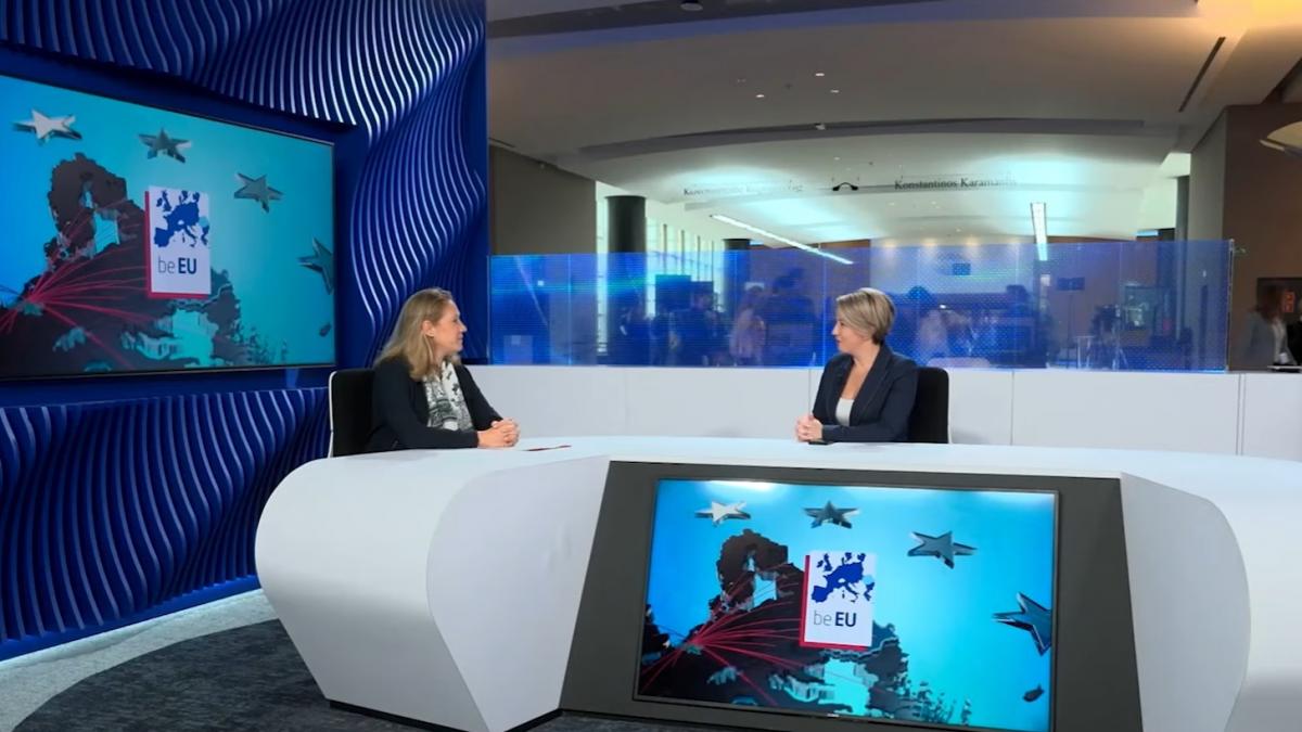 oficial ue inteligenta artificiala ne a dat batai de cap este foarte simplu sa creezi o informatie falsa in cateva secunde