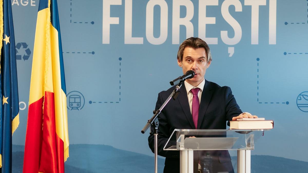 un consilier usr s a ales cu dosar penal dupa ce a batut mai multi elevi care erau in excursie in deva