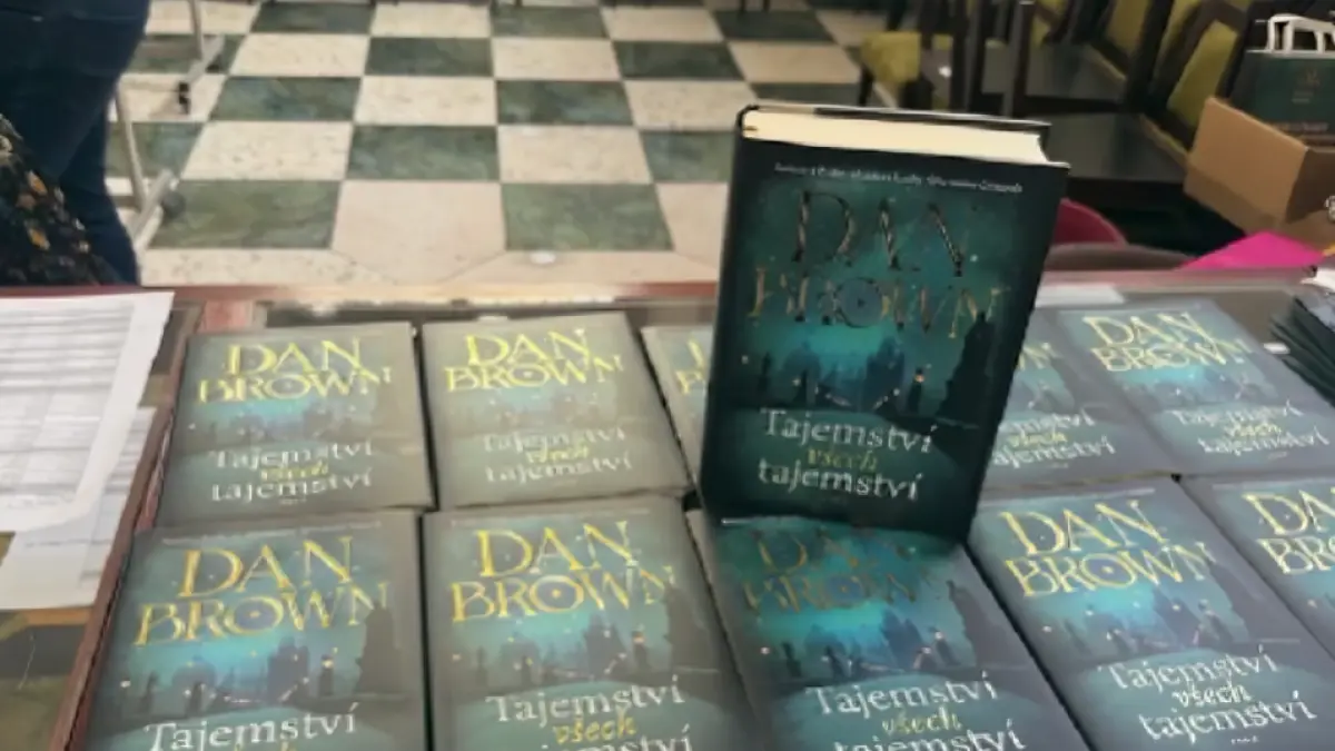 secretul secretelor noul roman al lui dan brown se poate precomanda in romana e un fel de codul lui da vinci la puterea 100