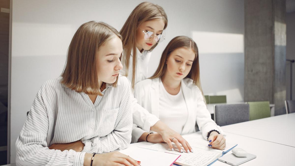 cum te poti pregati pentru examene in timpul anului scolar