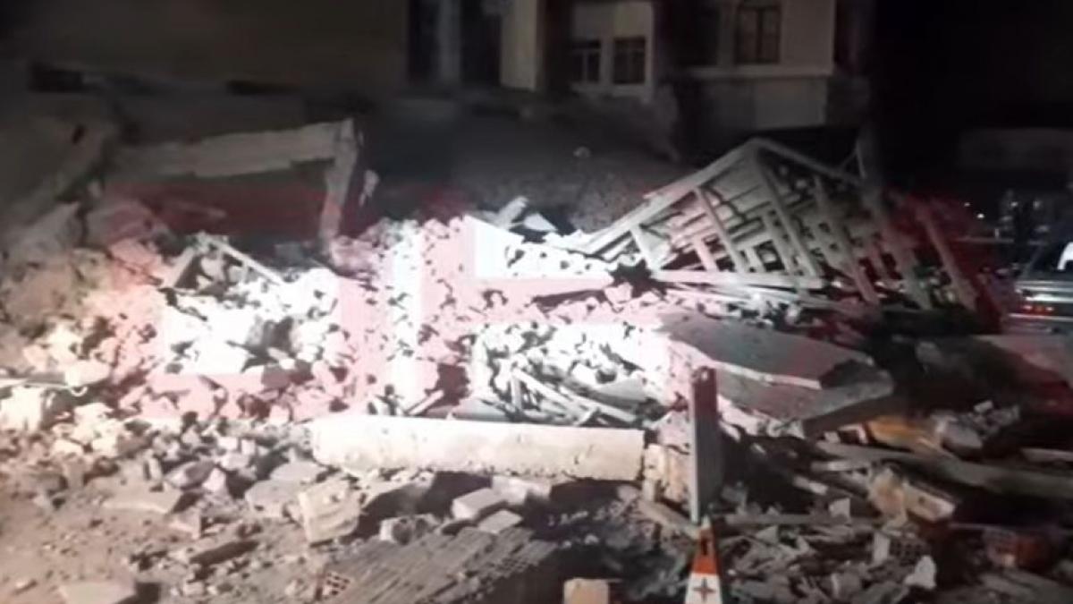 cutremur de 6 1 in turcia resimtit puternic la istanbul si izmir mai multe cladiri s au prabusit