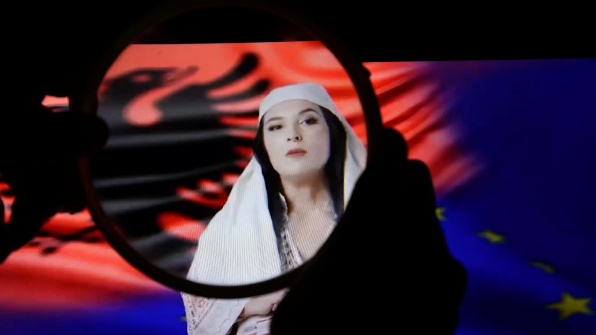 ministra ai din albania este insarcinata cu 83 de copii